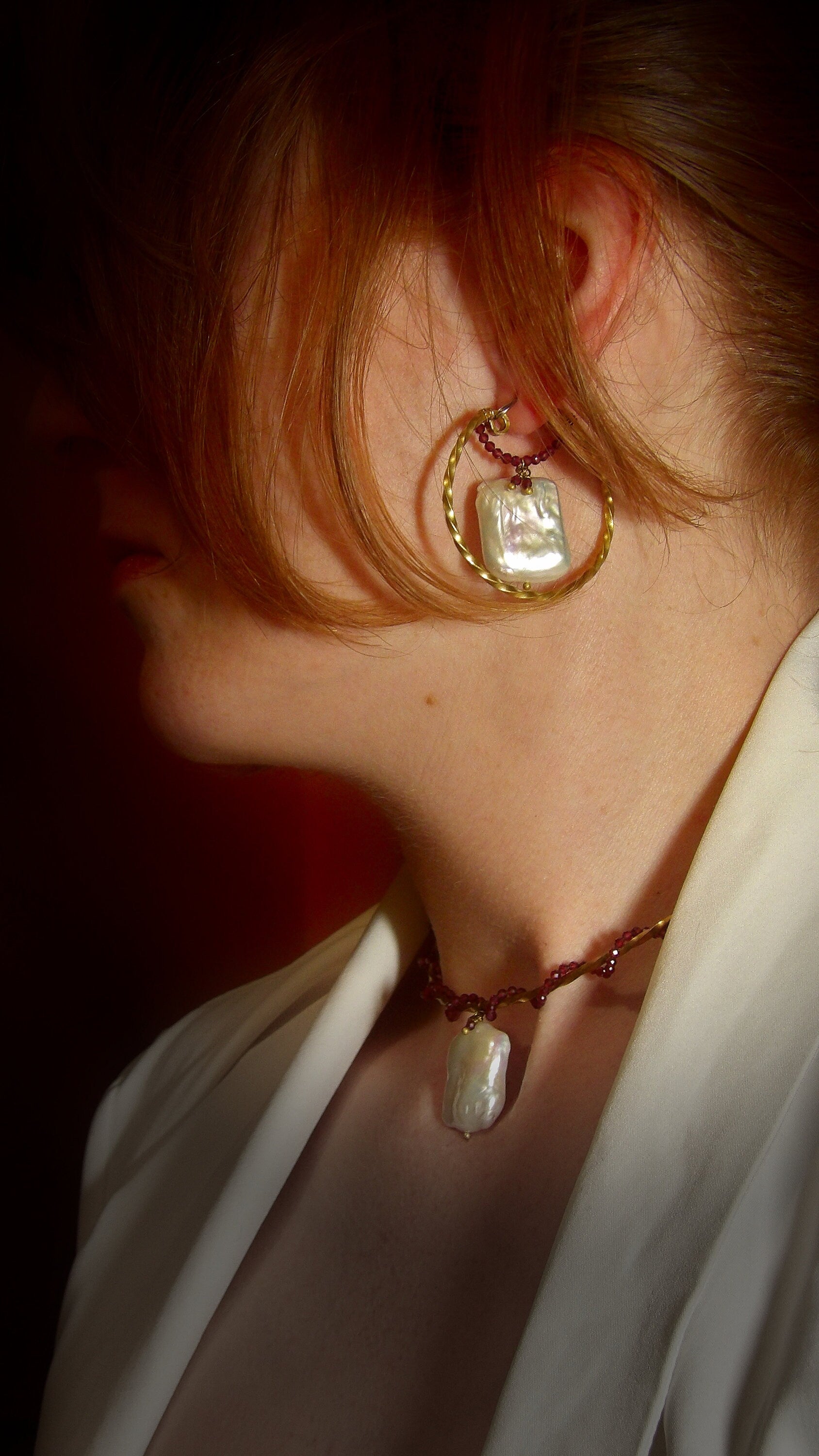 rhodolite garnet earrings, garnet and pearl earrings, pearl and garnet earrings, biwa pearl earrings, baroque pearl earrings