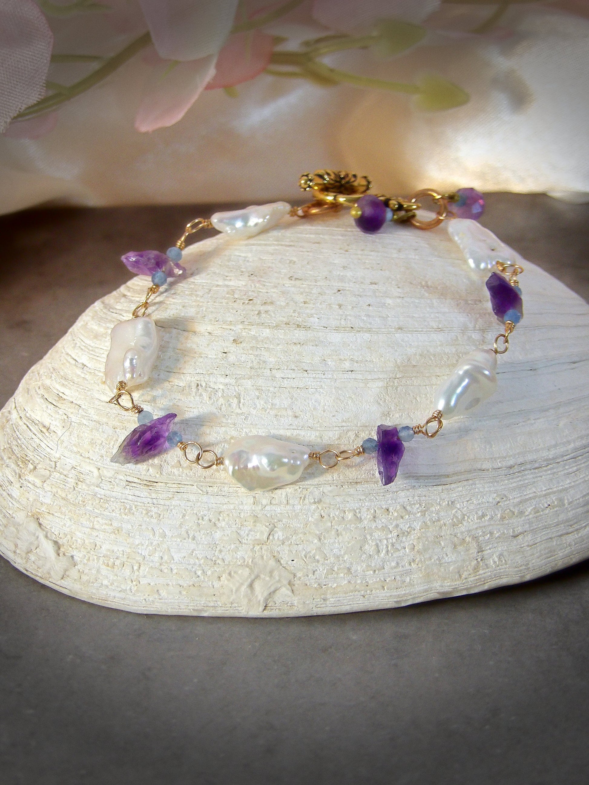 Natural Baroque Pearl Bracelet Amethyst & Aquamarine | Toggle Bracelet | Siren Jewelry | Ethical Gemstones | Ocean Jewelry | Keshi Pearls