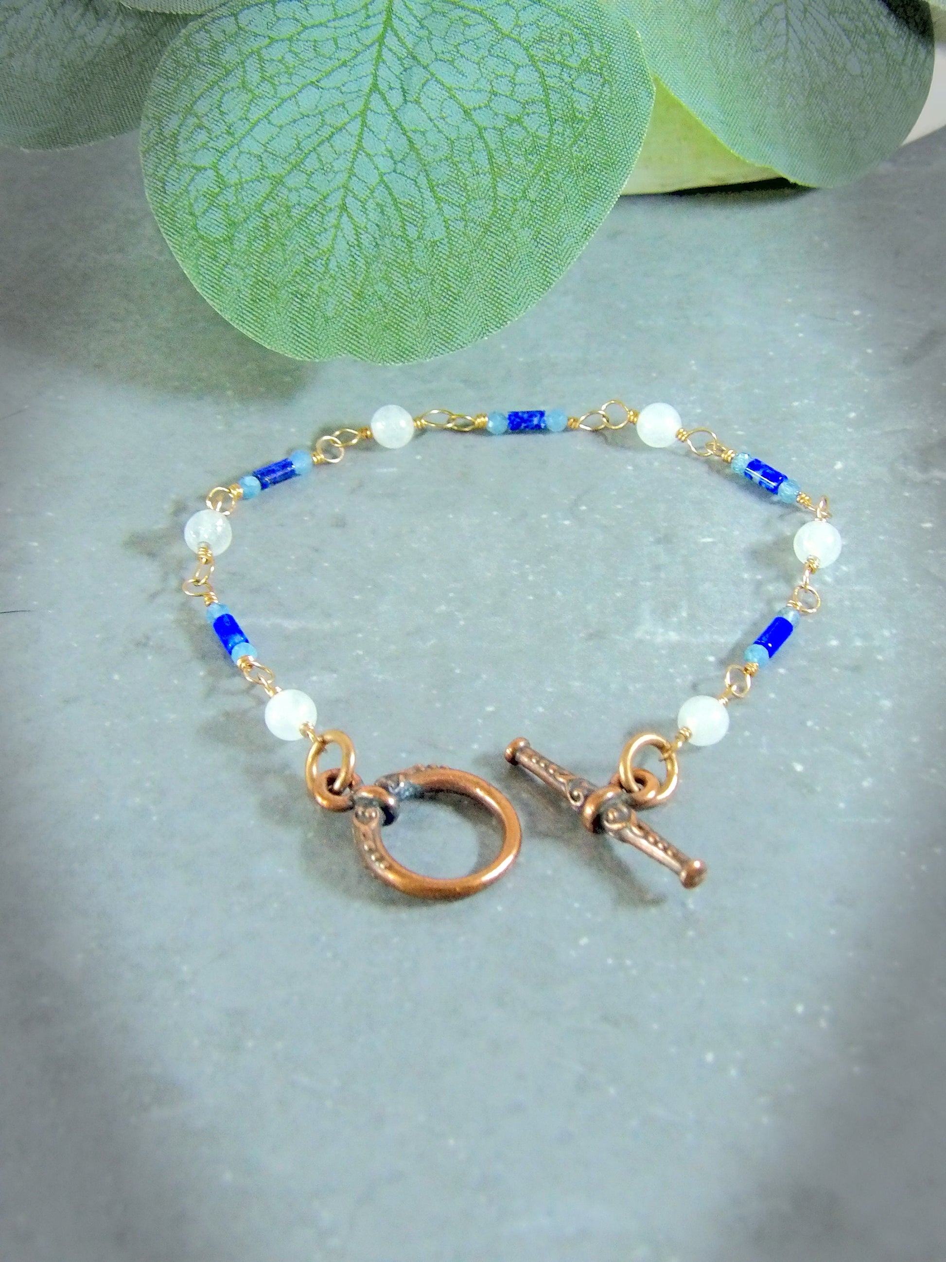 boho white jade aquamarine lapis lazuli bracelet. Toggle clasp bracelet. Beaded boho bracelet. Gemstone bracelet