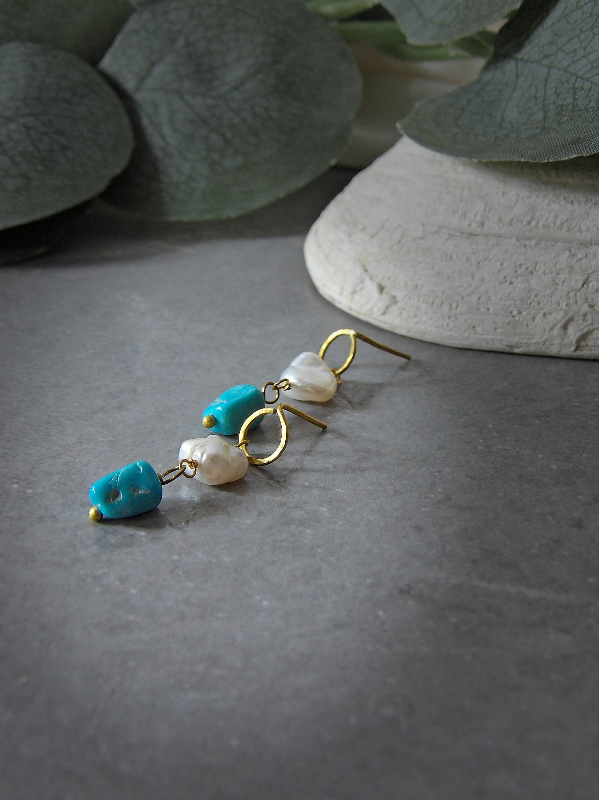 Irregular pearl earrings. Baroque pearl earrings. Arizona Turquoise Earrings. Turquoise Stud Earrings. Eco friendly authentic turquoise jewelry. Bohemian jewelry. Boho earrings. Open circle stud earrings.